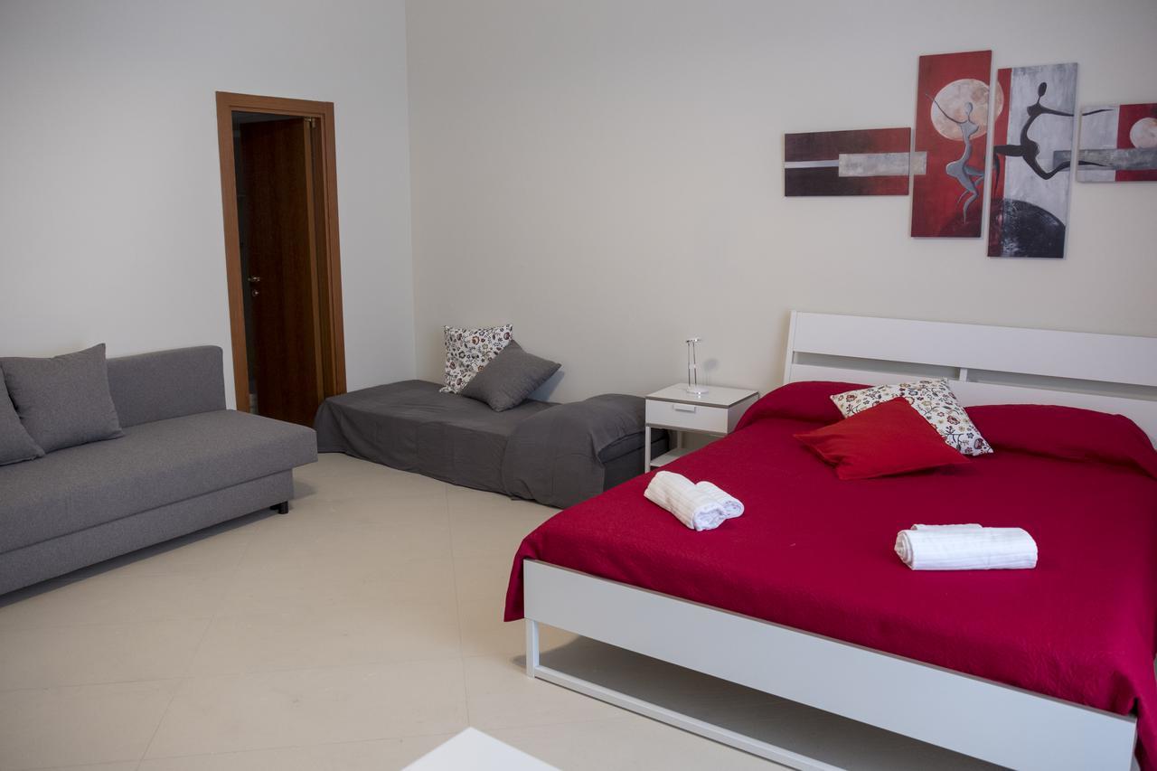 Enjoy Trani Hotel Exterior photo